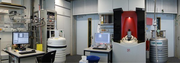A look into one of our laboratories for physical characterization showing instruments for the measurement of magnetic properties, electrical and thermal transport properties, specific heat capacity etc at low temperatures and in high magnetic fields