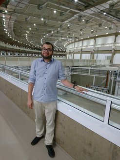 Dr. Ricardo D. dos Reis in front of an experimental station at SIRIUS, the new Brazilian Synchrotron Light Source in Campinas, Brazil