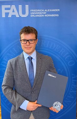 Dr. Philipp Hansmann